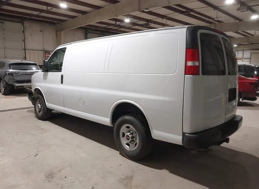 2024 GMC SAVANA Used VIN 1GTW7AF71R1187384 – rear exterior 2024 GMC SAVANA Used VIN 1GTW7AF71R1187384 – rear exterior