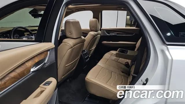 2020 Cadillac XT5 3.6 Sport AWD Sold VIN 1GYFN9RS0LZ165917 – rear exterior 2020 Cadillac XT5 3.6 Sport AWD Sold VIN 1GYFN9RS0LZ165917 – rear exterior