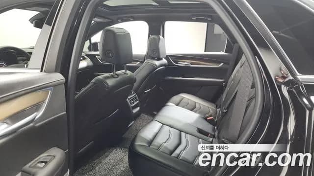 2018 Cadillac XT5 3.6 Platinum Sold VIN 1GYFN9RS4JZ117091 – exterior detail 2018 Cadillac XT5 3.6 Platinum Sold VIN 1GYFN9RS4JZ117091 – exterior detail