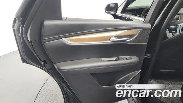 2018 Cadillac XT5 3.6 Platinum Sold VIN 1GYFN9RS4JZ117091 – photo 21 2018 Cadillac XT5 3.6 Platinum Sold VIN 1GYFN9RS4JZ117091 – photo 21