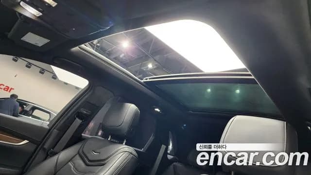 2018 Cadillac XT5 3.6 Platinum Sold VIN 1GYFN9RSXJZ228860 – photo 12 2018 Cadillac XT5 3.6 Platinum Sold VIN 1GYFN9RSXJZ228860 – photo 12