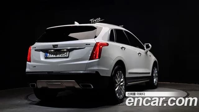 2019 Cadillac XT5 3.6 Platinum Sold VIN 1GYFN9RSXKZ171416 – front exterior 2019 Cadillac XT5 3.6 Platinum Sold VIN 1GYFN9RSXKZ171416 – front exterior