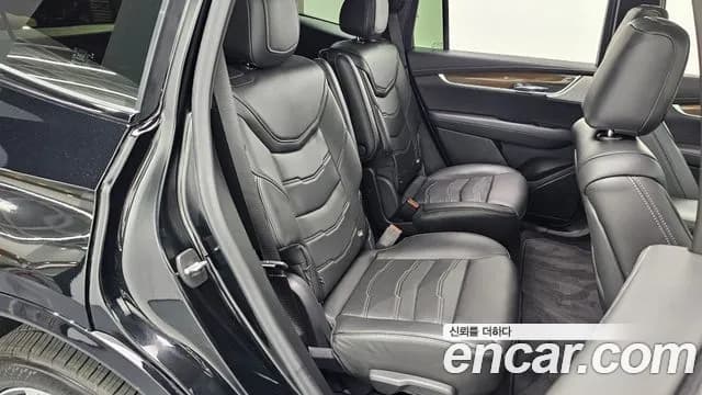 2022 Cadillac XT6 3.6 Sport Sold VIN 1GYFP9RS2NZ147982 – exterior detail 2022 Cadillac XT6 3.6 Sport Sold VIN 1GYFP9RS2NZ147982 – exterior detail