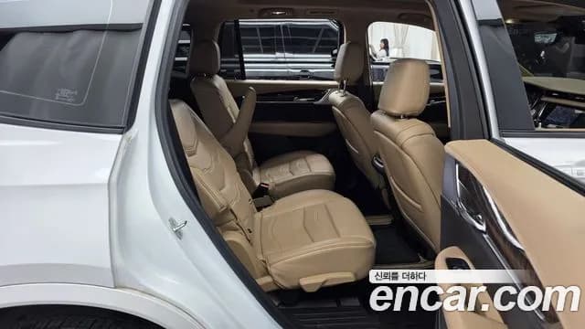 2024 Cadillac XT6 3.6 Sport Sold VIN 1GYFP9RS4RZ735548 – trunk area 2024 Cadillac XT6 3.6 Sport Sold VIN 1GYFP9RS4RZ735548 – trunk area