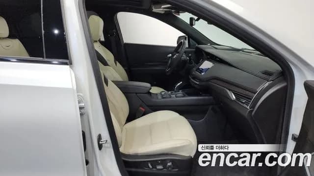 2023 Cadillac XT4 2.0 Sport AWD Sold VIN 1GYFZ9R44PF104597 – trunk area 2023 Cadillac XT4 2.0 Sport AWD Sold VIN 1GYFZ9R44PF104597 – trunk area