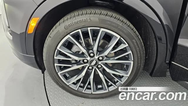 2024 Cadillac XT4 2.0 Sport AWD Sold VIN 1GYFZ9R47RF197845 – photo 15 2024 Cadillac XT4 2.0 Sport AWD Sold VIN 1GYFZ9R47RF197845 – photo 15