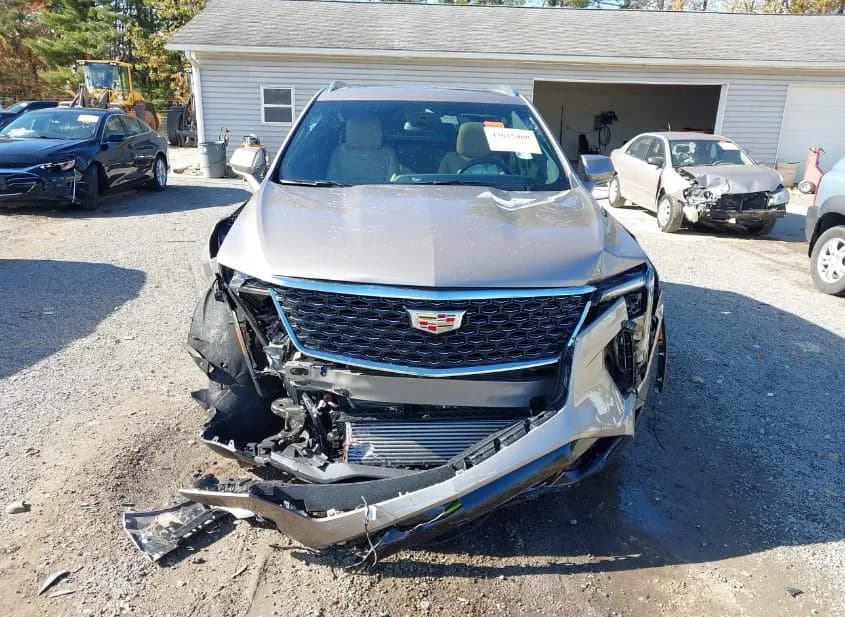 2024 CADILLAC XT4 Used VIN 1GYFZDR41RF202136 – interior seats 2024 CADILLAC XT4 Used VIN 1GYFZDR41RF202136 – interior seats