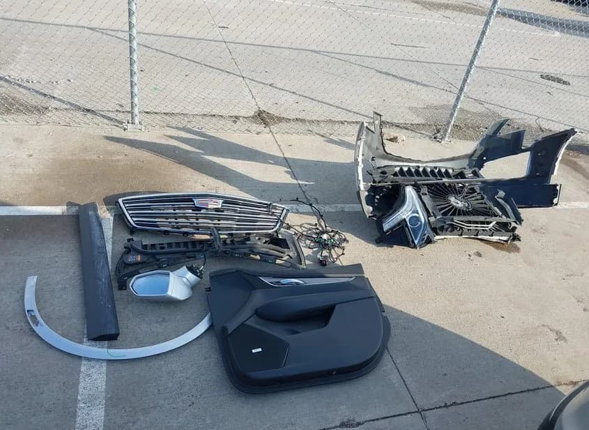 2017 CADILLAC XT5 Used VIN 1GYKNDRS6HZ212571 – interior seats 2017 CADILLAC XT5 Used VIN 1GYKNDRS6HZ212571 – interior seats