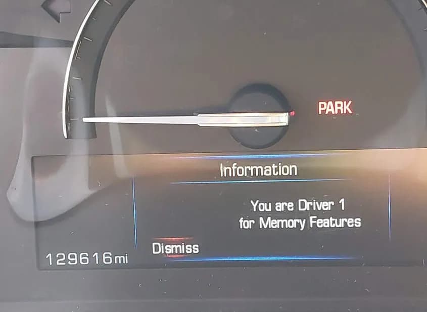 2017 CADILLAC XT5 Used VIN 1GYKNDRS6HZ212571 – undercarriage 2017 CADILLAC XT5 Used VIN 1GYKNDRS6HZ212571 – undercarriage