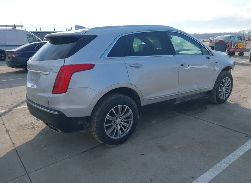 2017 CADILLAC XT5 Used VIN 1GYKNDRS6HZ212571 – photo 13 2017 CADILLAC XT5 Used VIN 1GYKNDRS6HZ212571 – photo 13