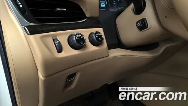 2020 Cadillac Escalade 6.2 Sold VIN 1GYS47KJ4LR259421 – photo 12 2020 Cadillac Escalade 6.2 Sold VIN 1GYS47KJ4LR259421 – photo 12
