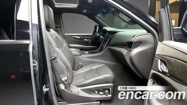 2019 Cadillac Escalade 6.2 Sold VIN 1GYS47KJ5KR351782 – photo 20 2019 Cadillac Escalade 6.2 Sold VIN 1GYS47KJ5KR351782 – photo 20