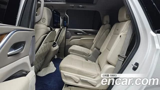 2023 Cadillac Escalade 5th Gen 6.2 Sold VIN 1GYS47KL7PR171079 – photo 37 2023 Cadillac Escalade 5th Gen 6.2 Sold VIN 1GYS47KL7PR171079 – photo 37