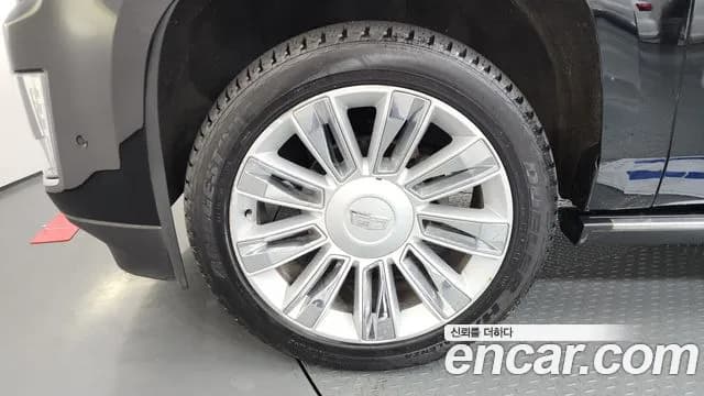 2019 Cadillac Escalade 6.2 ESV Sold VIN 1GYS4KKJ3KR116607 – photo 14 2019 Cadillac Escalade 6.2 ESV Sold VIN 1GYS4KKJ3KR116607 – photo 14