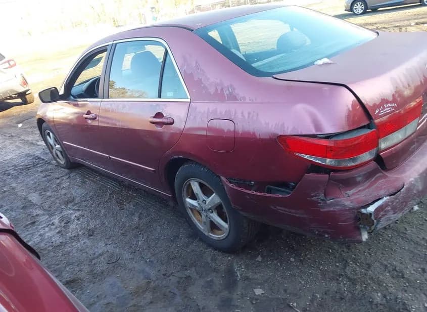 2003 HONDA Accord Used VIN 1HGCM56663A013605 – engine bay 2003 HONDA Accord Used VIN 1HGCM56663A013605 – engine bay