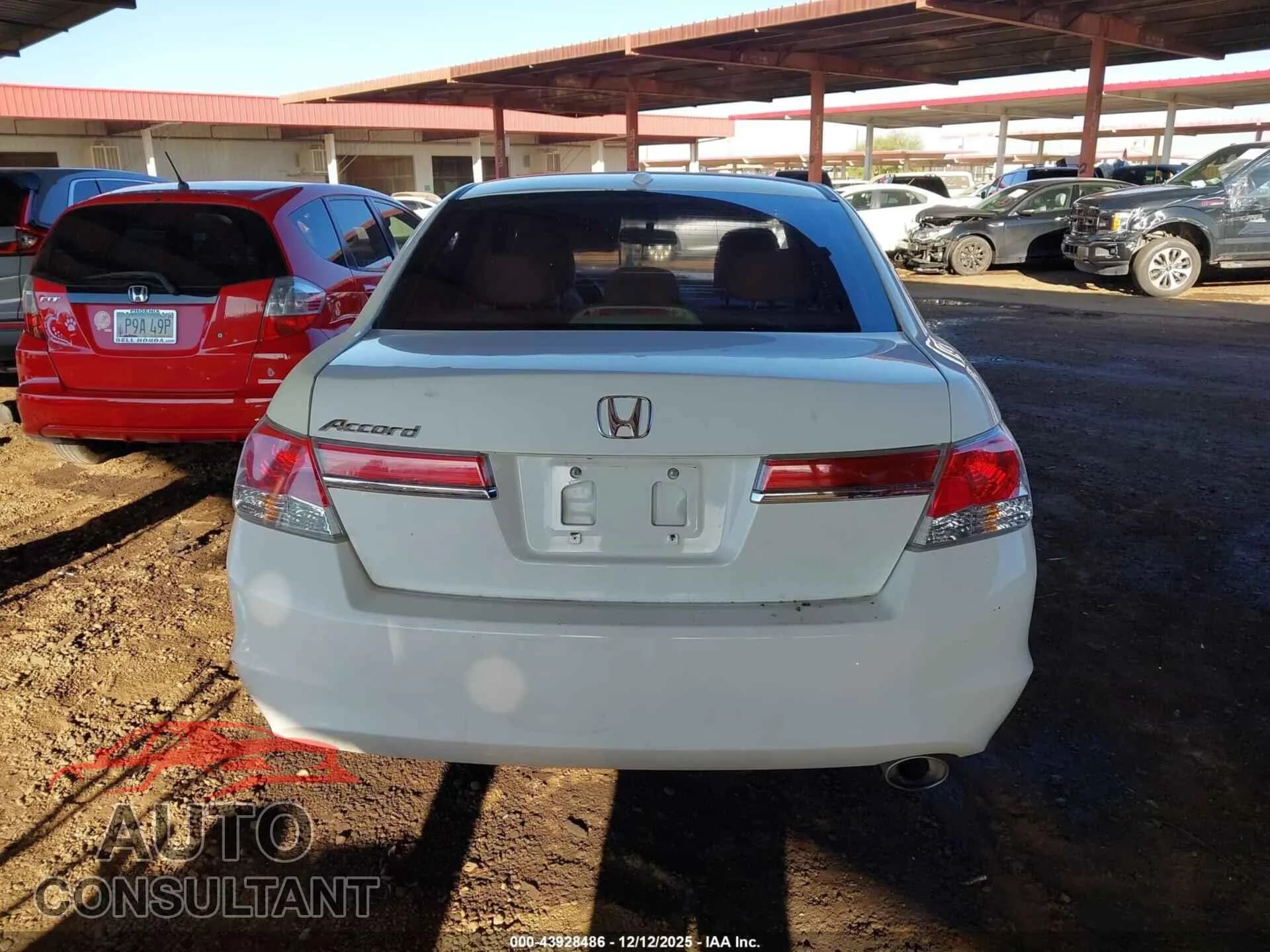 2011 HONDA ACCORD Damaged VIN 1HGCP2F80BA032155 – photo 17 2011 HONDA ACCORD Damaged VIN 1HGCP2F80BA032155 – photo 17