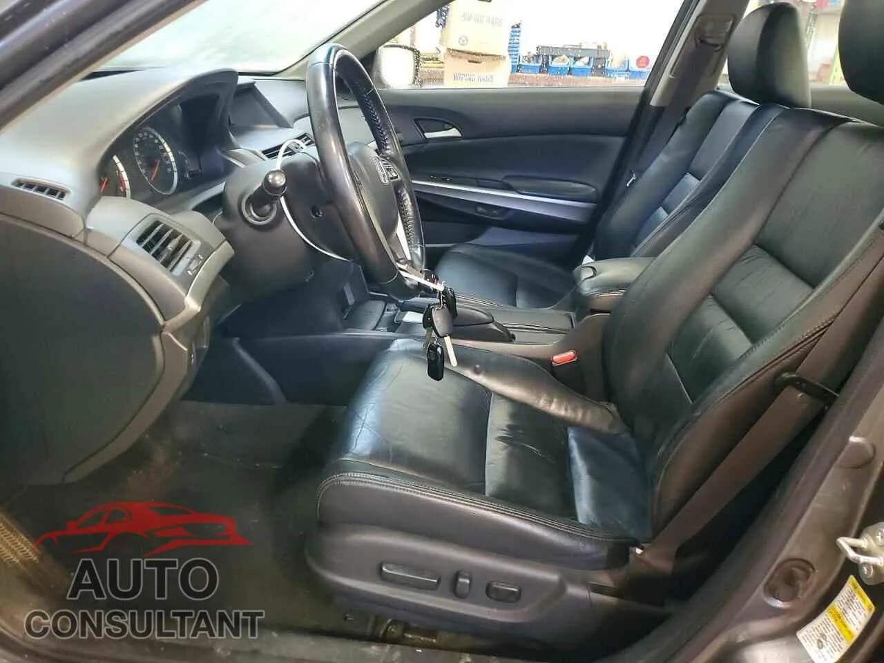 2010 HONDA ACCORD Damaged VIN 1HGCP2F88AA801869 – exterior detail 2010 HONDA ACCORD Damaged VIN 1HGCP2F88AA801869 – exterior detail