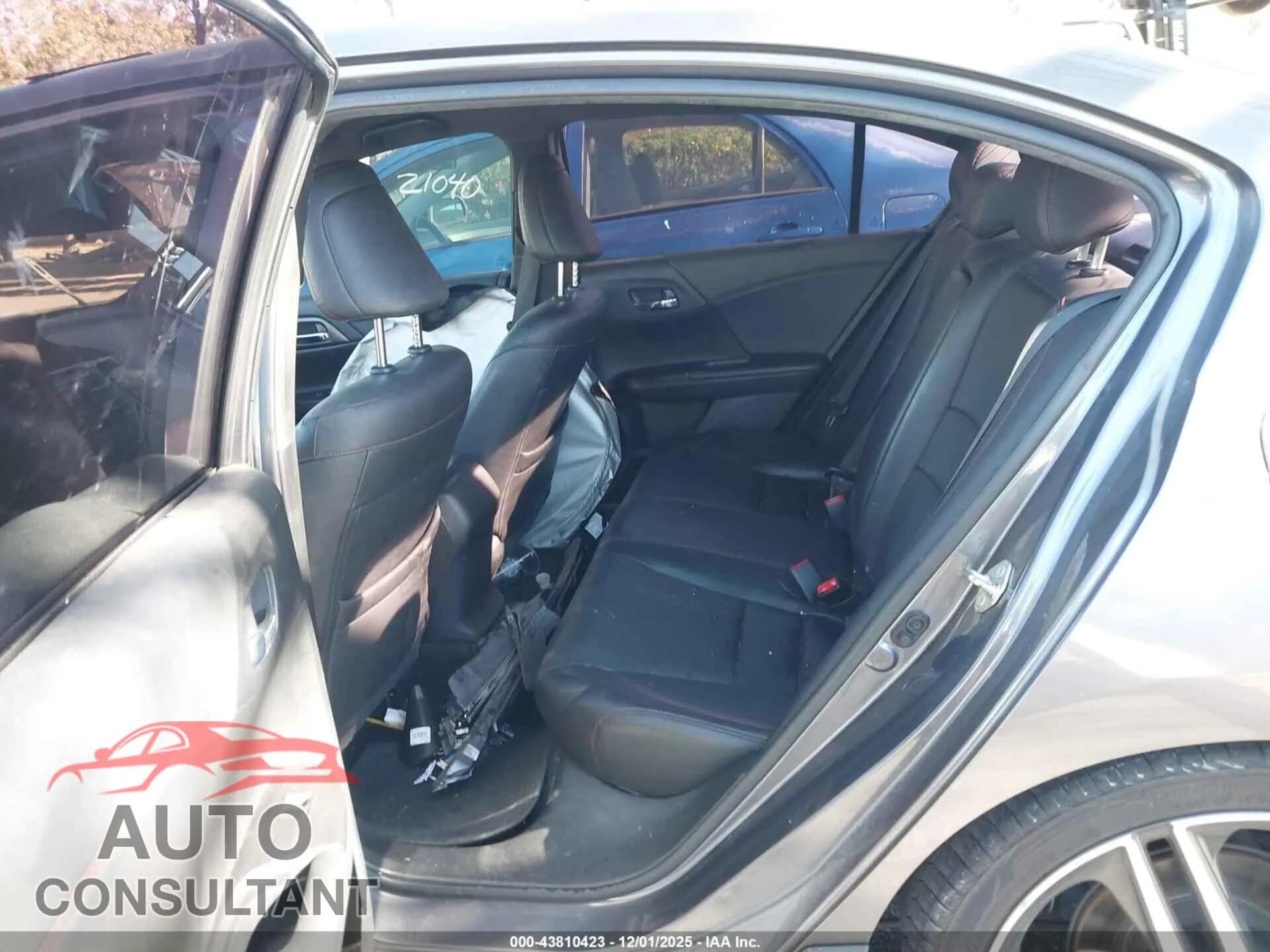 2017 HONDA ACCORD Damaged VIN 1HGCR2F1XHA273730 – undercarriage 2017 HONDA ACCORD Damaged VIN 1HGCR2F1XHA273730 – undercarriage