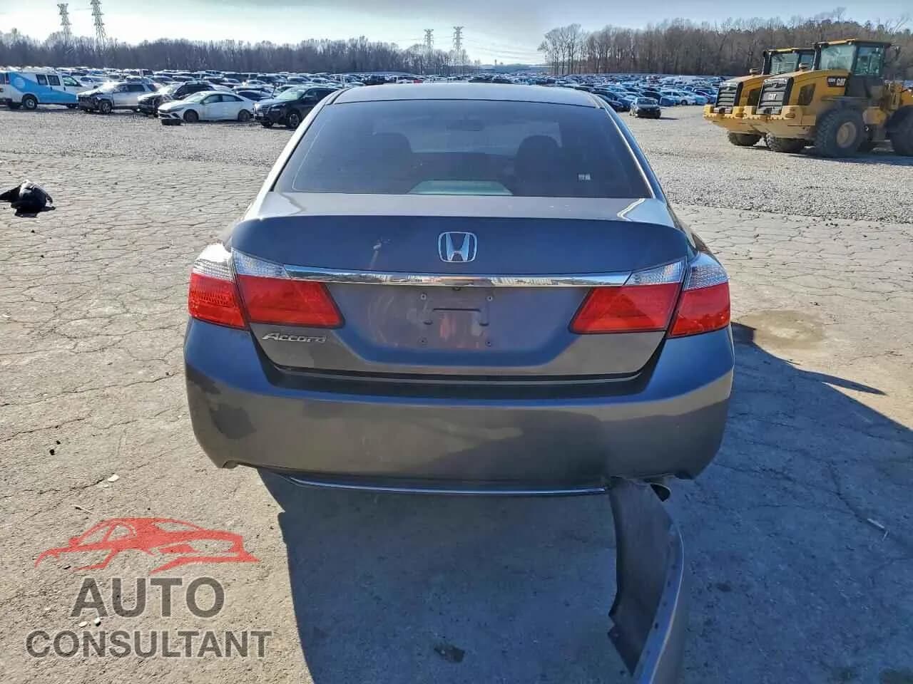 2014 HONDA ACCORD Damaged VIN 1HGCR2F32EA119686 – engine bay 2014 HONDA ACCORD Damaged VIN 1HGCR2F32EA119686 – engine bay