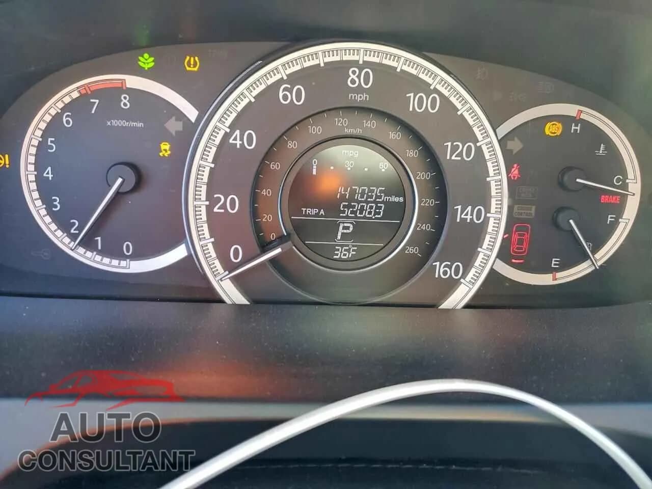 2014 HONDA ACCORD Damaged VIN 1HGCR2F32EA119686 – trunk area 2014 HONDA ACCORD Damaged VIN 1HGCR2F32EA119686 – trunk area