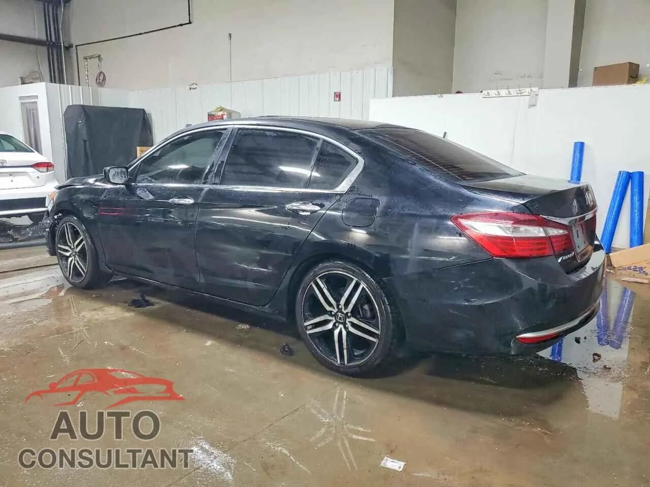 2016 HONDA ACCORD Damaged VIN 1HGCR2F33GA032284 – rear exterior 2016 HONDA ACCORD Damaged VIN 1HGCR2F33GA032284 – rear exterior