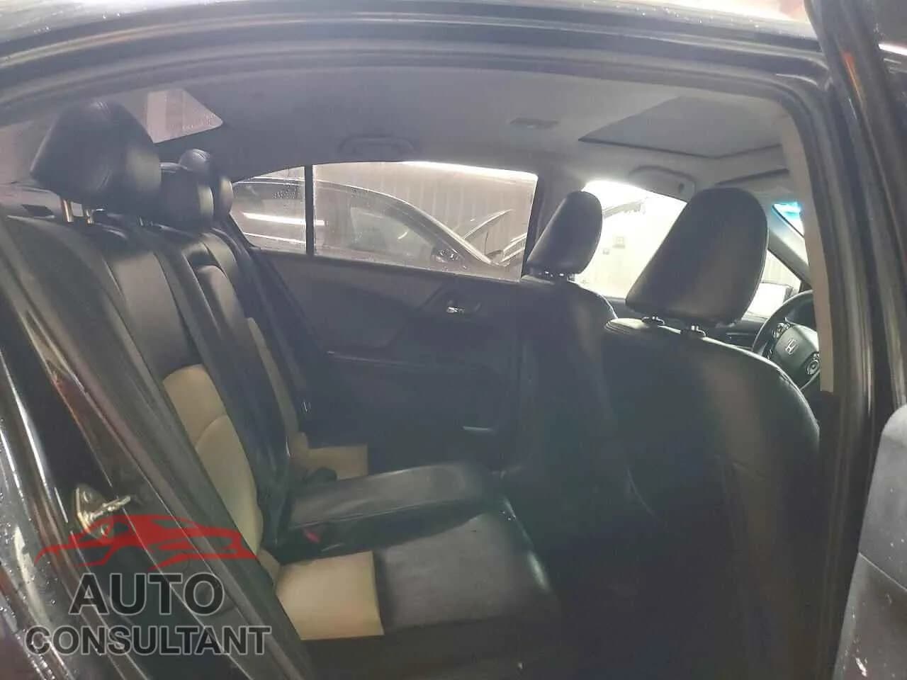 2016 HONDA ACCORD Damaged VIN 1HGCR2F33GA032284 – odometer reading 2016 HONDA ACCORD Damaged VIN 1HGCR2F33GA032284 – odometer reading