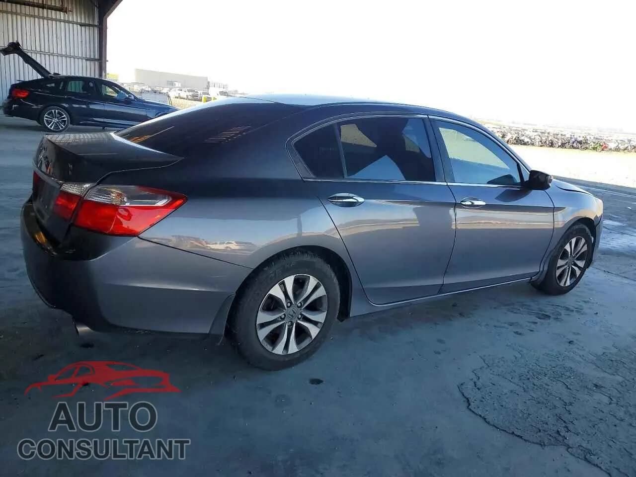 2015 HONDA ACCORD Damaged VIN 1HGCR2F38FA276088 – side profile 2015 HONDA ACCORD Damaged VIN 1HGCR2F38FA276088 – side profile