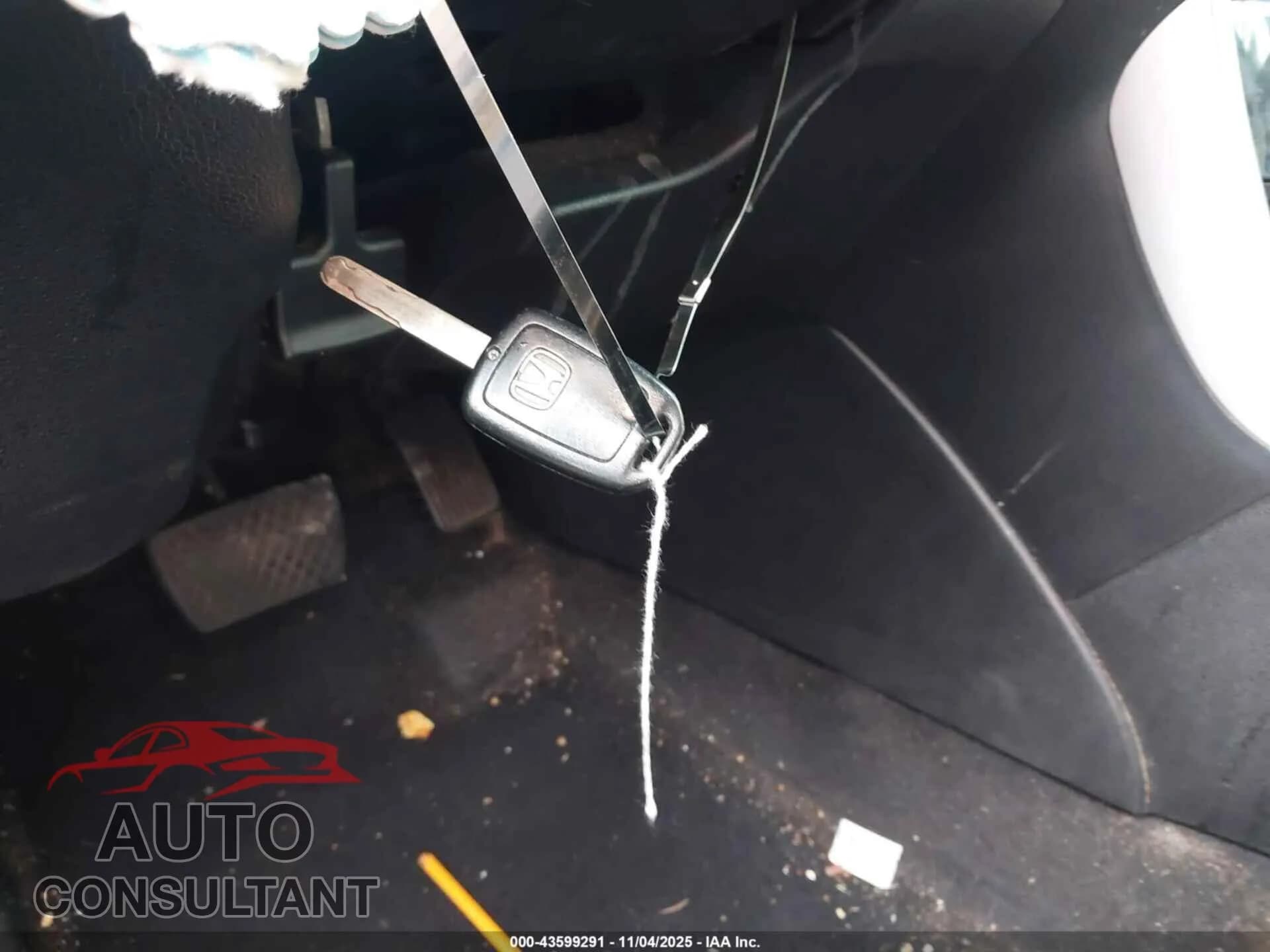 2016 HONDA ACCORD Damaged VIN 1HGCR2F38GA048366 – photo 11 2016 HONDA ACCORD Damaged VIN 1HGCR2F38GA048366 – photo 11