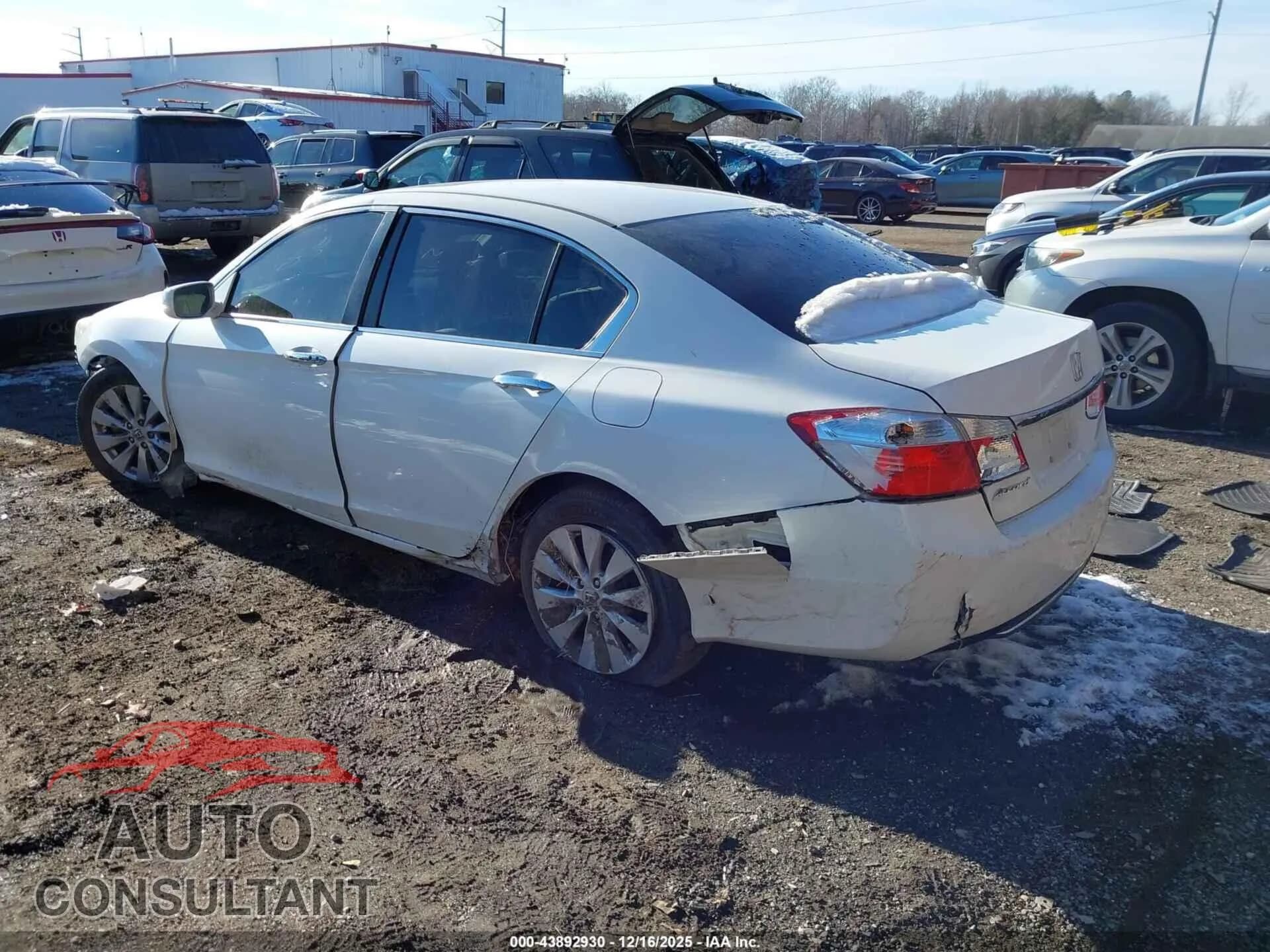 2015 HONDA ACCORD Damaged VIN 1HGCR2F77FA193268 – side profile 2015 HONDA ACCORD Damaged VIN 1HGCR2F77FA193268 – side profile