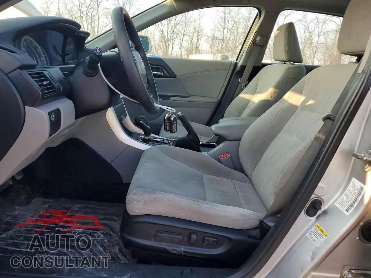 2014 HONDA ACCORD Damaged VIN 1HGCR2F79EA125357 – exterior detail 2014 HONDA ACCORD Damaged VIN 1HGCR2F79EA125357 – exterior detail