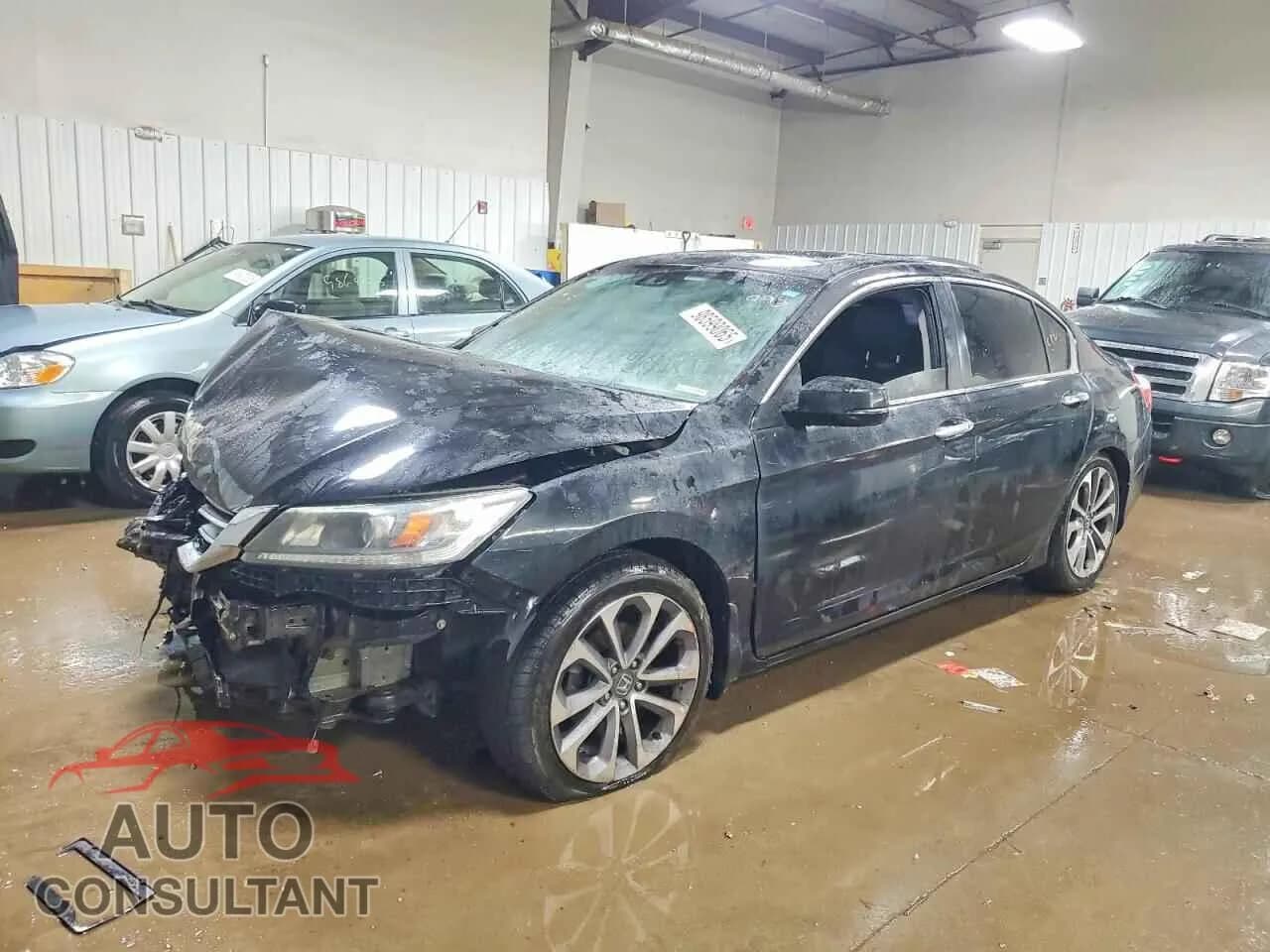 2015 HONDA ACCORD Damaged VIN 1HGCR2F82FA097332 – front exterior 2015 HONDA ACCORD Damaged VIN 1HGCR2F82FA097332 – front exterior