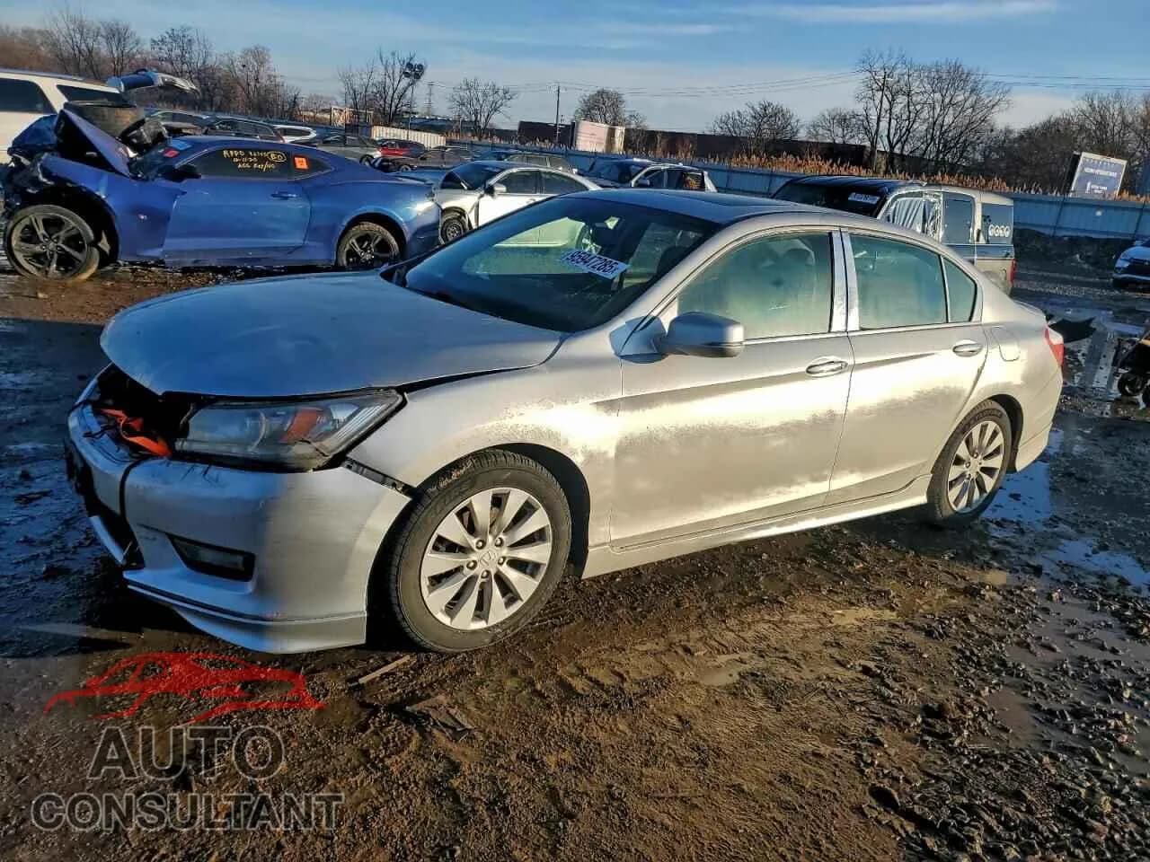 2015 HONDA ACCORD Damaged VIN 1HGCR3F93FA009256 – front exterior 2015 HONDA ACCORD Damaged VIN 1HGCR3F93FA009256 – front exterior