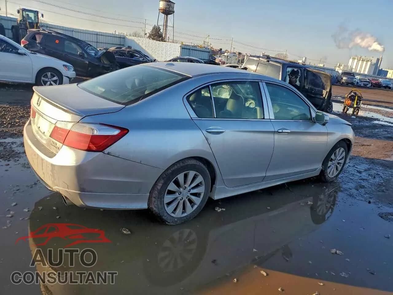 2015 HONDA ACCORD Damaged VIN 1HGCR3F93FA009256 – side profile 2015 HONDA ACCORD Damaged VIN 1HGCR3F93FA009256 – side profile