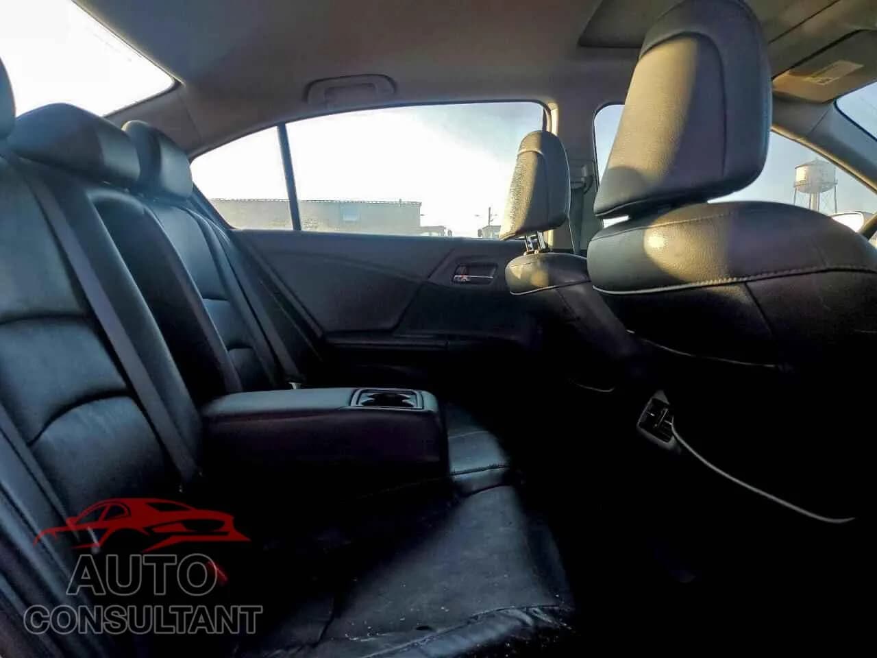 2015 HONDA ACCORD Damaged VIN 1HGCR3F93FA009256 – odometer reading 2015 HONDA ACCORD Damaged VIN 1HGCR3F93FA009256 – odometer reading