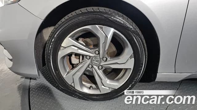 2018 Honda Accord 10th Gen 1.5 Turbo Sold VIN 1HGCV1650JA510193 – undercarriage 2018 Honda Accord 10th Gen 1.5 Turbo Sold VIN 1HGCV1650JA510193 – undercarriage