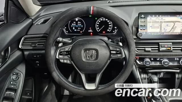 2018 Honda Accord 10th Gen 1.5 Turbo Sold VIN 1HGCV1650JA510205 – photo 13 2018 Honda Accord 10th Gen 1.5 Turbo Sold VIN 1HGCV1650JA510205 – photo 13