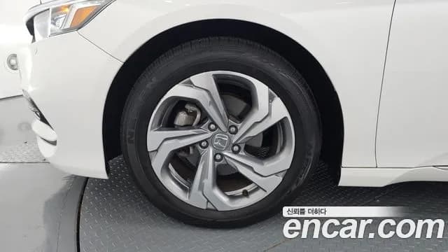 2018 Honda Accord 10th Gen 1.5 Turbo Sold VIN 1HGCV1650JA510966 – trunk area 2018 Honda Accord 10th Gen 1.5 Turbo Sold VIN 1HGCV1650JA510966 – trunk area