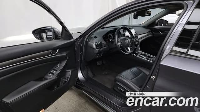 2019 Honda Accord 10th Gen 1.5 Turbo Sold VIN 1HGCV1650KA510353 – photo 17 2019 Honda Accord 10th Gen 1.5 Turbo Sold VIN 1HGCV1650KA510353 – photo 17