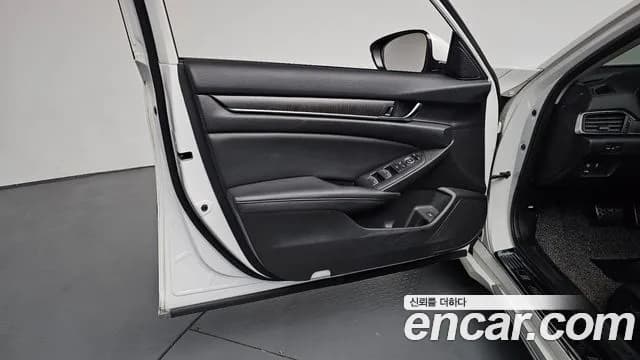 2019 Honda Accord 10th Gen 1.5 Turbo Sold VIN 1HGCV1650KA510451 – photo 11 2019 Honda Accord 10th Gen 1.5 Turbo Sold VIN 1HGCV1650KA510451 – photo 11