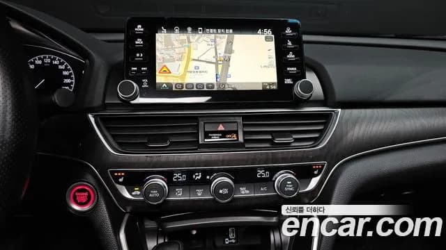 2019 Honda Accord 10th Gen 1.5 Turbo Sold VIN 1HGCV1650KA511010 – interior seats 2019 Honda Accord 10th Gen 1.5 Turbo Sold VIN 1HGCV1650KA511010 – interior seats