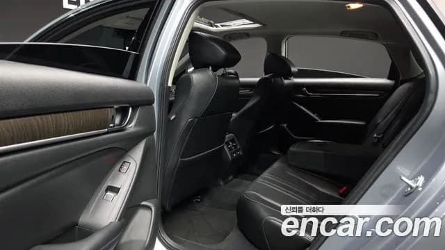 2021 Honda Accord 10th Gen 1.5 Turbo Sold VIN 1HGCV1650MA510506 – trunk area 2021 Honda Accord 10th Gen 1.5 Turbo Sold VIN 1HGCV1650MA510506 – trunk area
