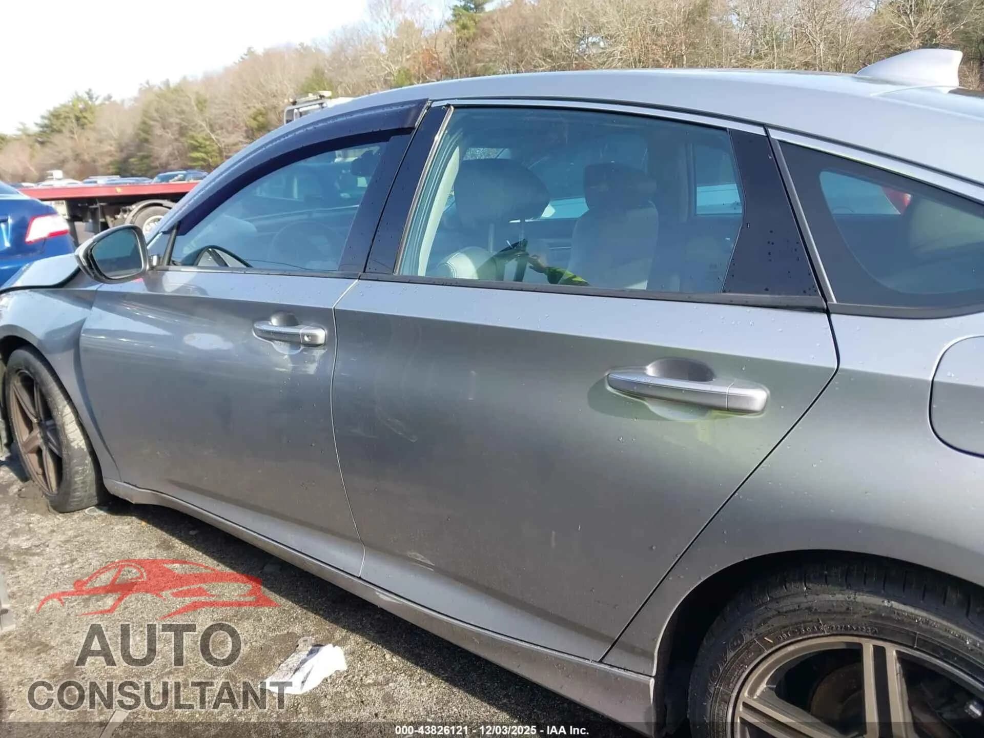 2020 HONDA ACCORD Damaged VIN 1HGCV1F15LA095482 – photo 14 2020 HONDA ACCORD Damaged VIN 1HGCV1F15LA095482 – photo 14