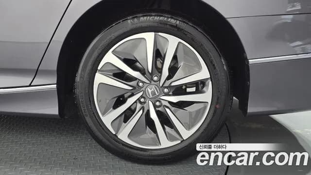 2018 Honda Accord 10th Gen 2.0 Hybrid Touring Sold VIN 1HGCV3690JA511159 – photo 31 2018 Honda Accord 10th Gen 2.0 Hybrid Touring Sold VIN 1HGCV3690JA511159 – photo 31