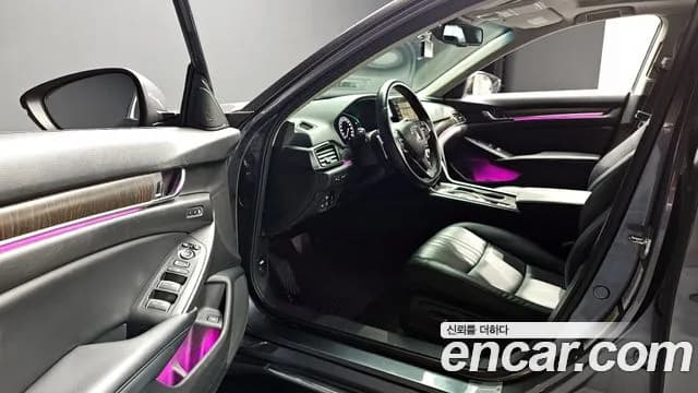 2018 Honda Accord 10th Gen 2.0 Hybrid Touring Sold VIN 1HGCV3690JA511256 – rear exterior 2018 Honda Accord 10th Gen 2.0 Hybrid Touring Sold VIN 1HGCV3690JA511256 – rear exterior