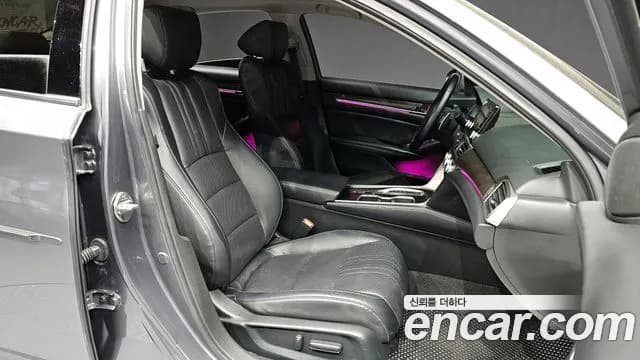2018 Honda Accord 10th Gen 2.0 Hybrid Touring Sold VIN 1HGCV3690JA511256 – photo 18 2018 Honda Accord 10th Gen 2.0 Hybrid Touring Sold VIN 1HGCV3690JA511256 – photo 18