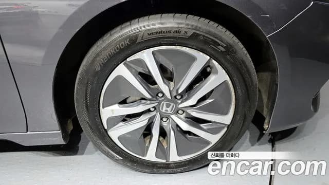 2018 Honda Accord 10th Gen 2.0 Hybrid Touring Sold VIN 1HGCV3690JA511256 – photo 22 2018 Honda Accord 10th Gen 2.0 Hybrid Touring Sold VIN 1HGCV3690JA511256 – photo 22