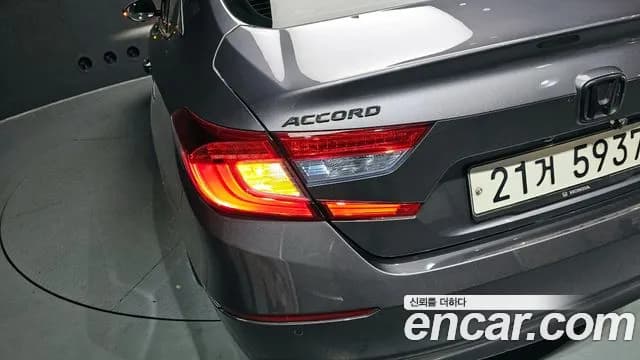 2018 Honda Accord 10th Gen 2.0 Hybrid Touring Sold VIN 1HGCV3690JA511256 – photo 36 2018 Honda Accord 10th Gen 2.0 Hybrid Touring Sold VIN 1HGCV3690JA511256 – photo 36