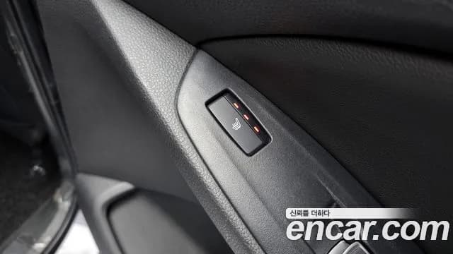 2019 Honda Accord 10th Gen 2.0 Hybrid Touring Sold VIN 1HGCV3690KA512706 – interior seats 2019 Honda Accord 10th Gen 2.0 Hybrid Touring Sold VIN 1HGCV3690KA512706 – interior seats
