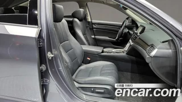 2019 Honda Accord 10th Gen 2.0 Hybrid Touring Sold VIN 1HGCV3690KA512706 – photo 17 2019 Honda Accord 10th Gen 2.0 Hybrid Touring Sold VIN 1HGCV3690KA512706 – photo 17