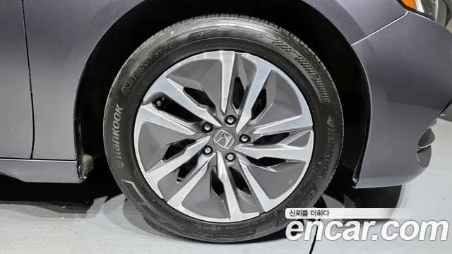 2019 Honda Accord 10th Gen 2.0 Hybrid Touring Sold VIN 1HGCV3690KA512706 – photo 18 2019 Honda Accord 10th Gen 2.0 Hybrid Touring Sold VIN 1HGCV3690KA512706 – photo 18